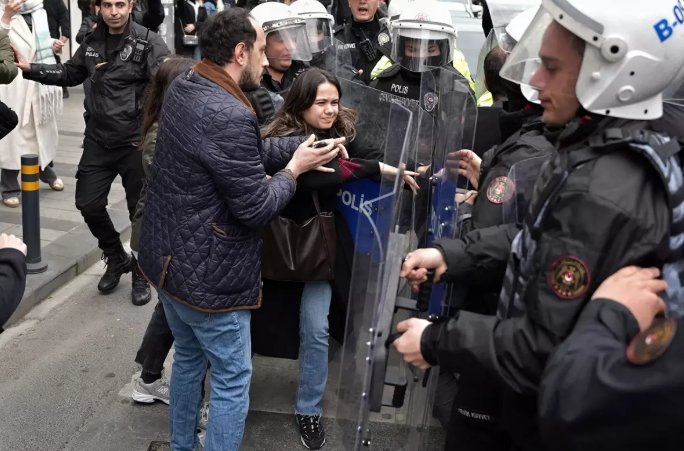 1 Mayıs'ta çıkan olaylarda 409 kişi gözaltına alındı